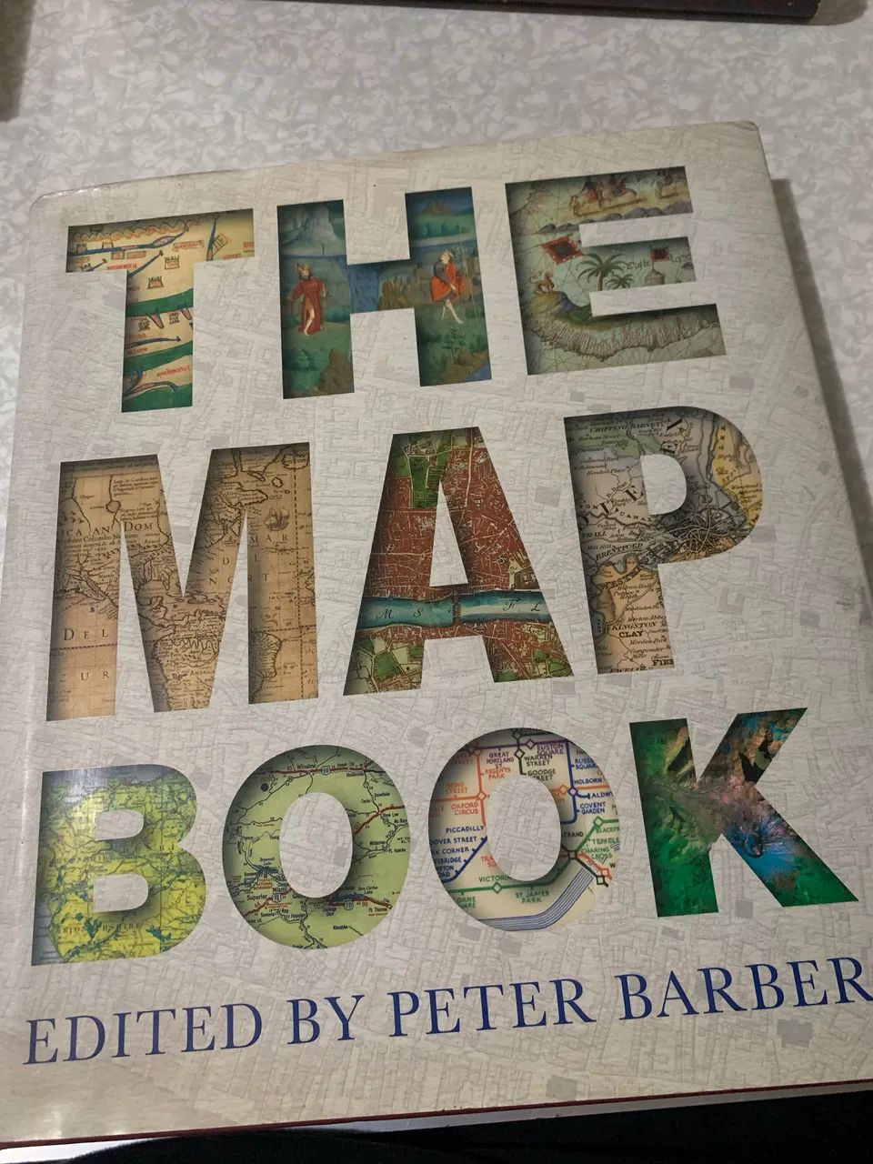 LIVRO- THE MAP BOOK - PETER BARBER 