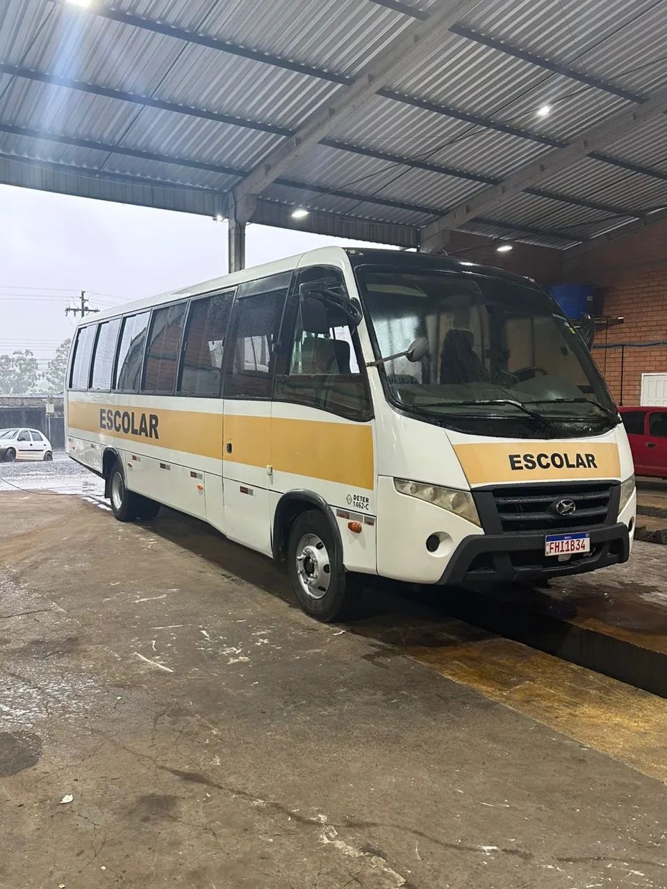 Ônibus escolar Volare W9