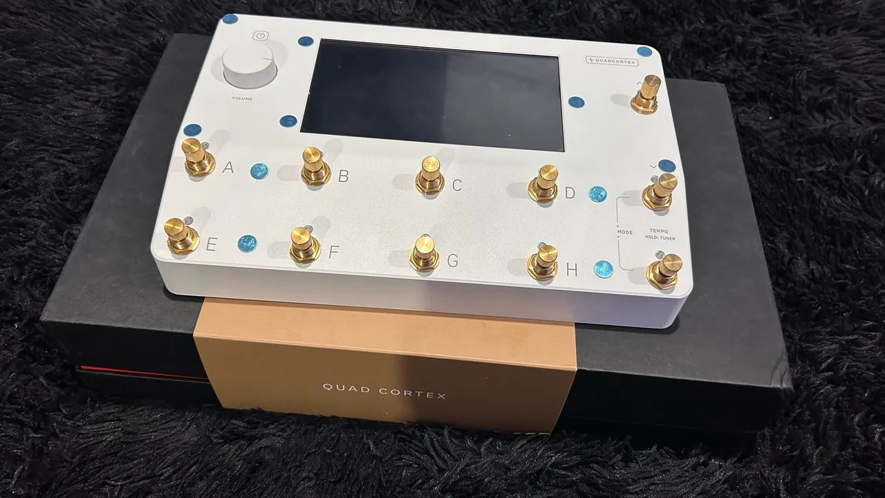 Quad Córtex Limited Edition White & Gold - Foto 3