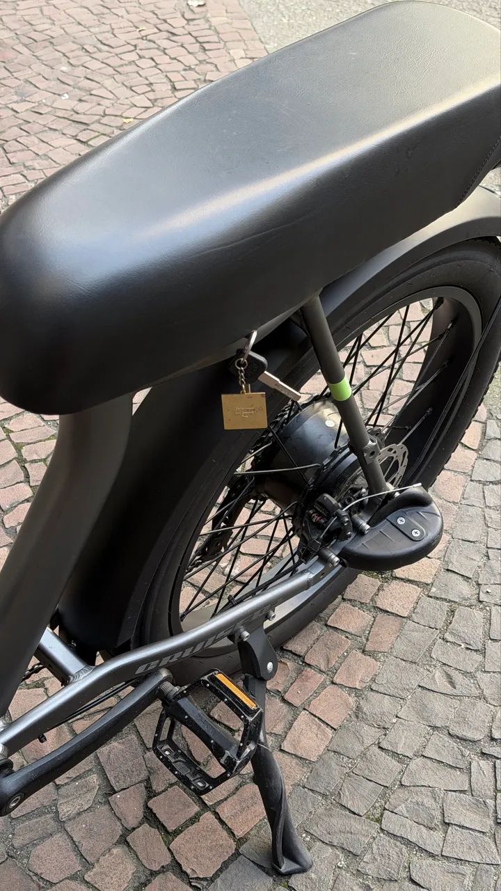 Bicicleta elétrica LEV Cruiser Plus Cinza - Foto 4