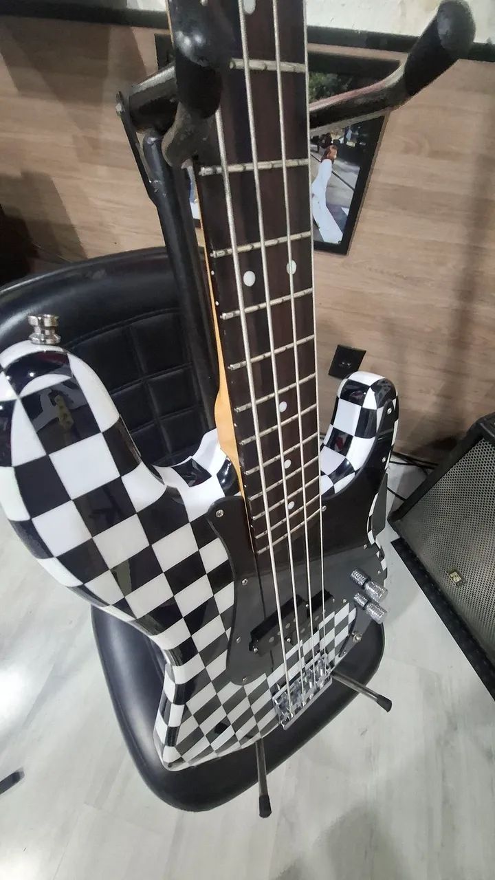 Baixo Precision Bass  - Foto 4