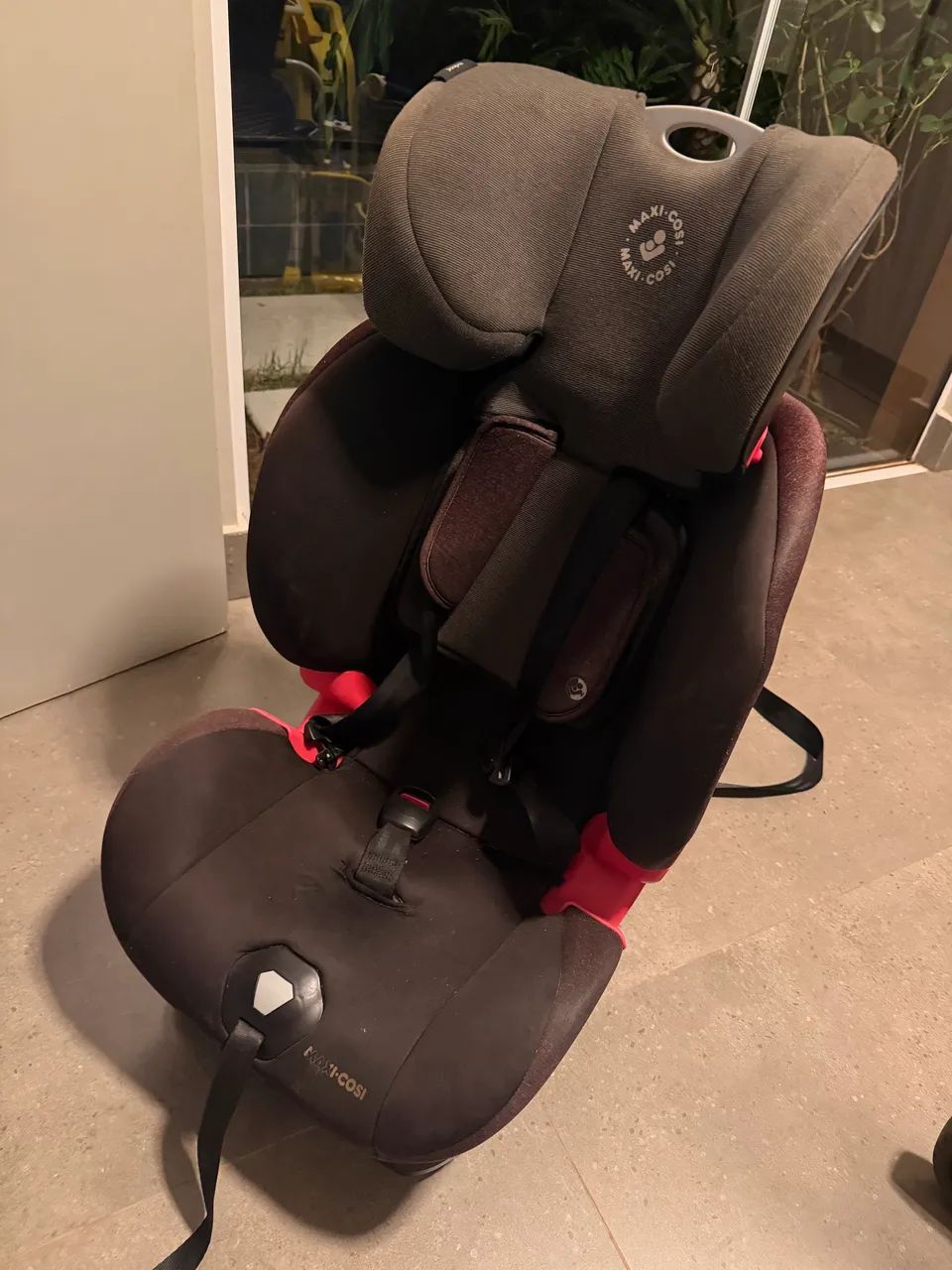 Cadeirinha Maxi-Cosi Original - Excelente Estado - ISOFIX - Foto 4
