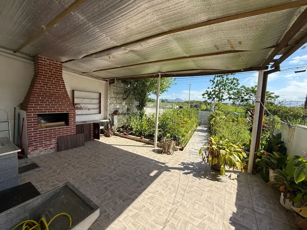 Casa Térrea p/ venda possui 100 metros quadrados com 2 quartos - Foto 2