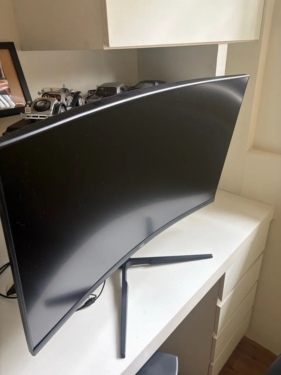 Monitor 32 pol 180hz 