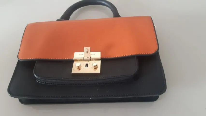 BOLSA FEMININA MACADAMIA - ESTILO MALTA ESTRUTURADA