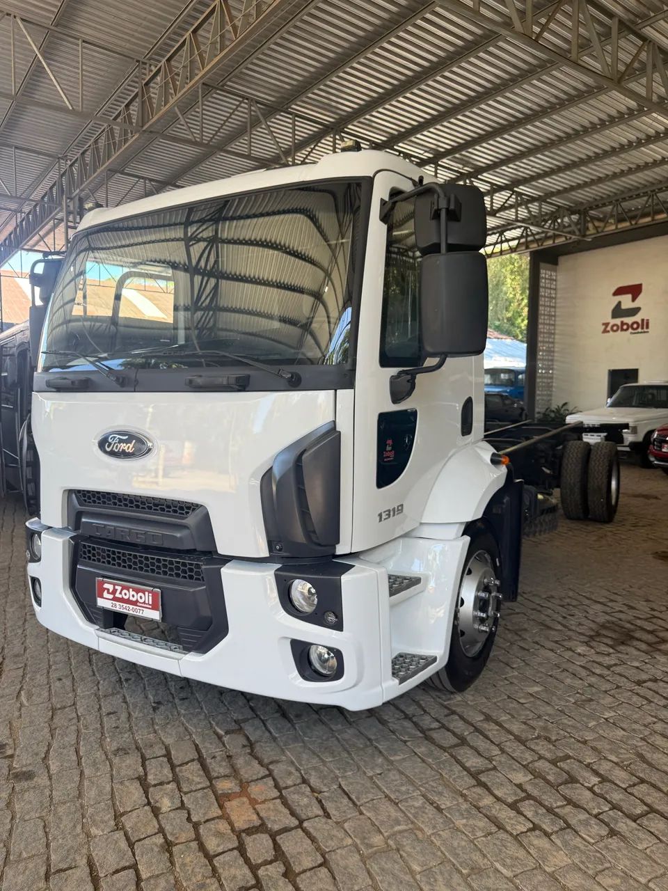 Ford Cargo 1319 Chassi 2013 - Foto 3