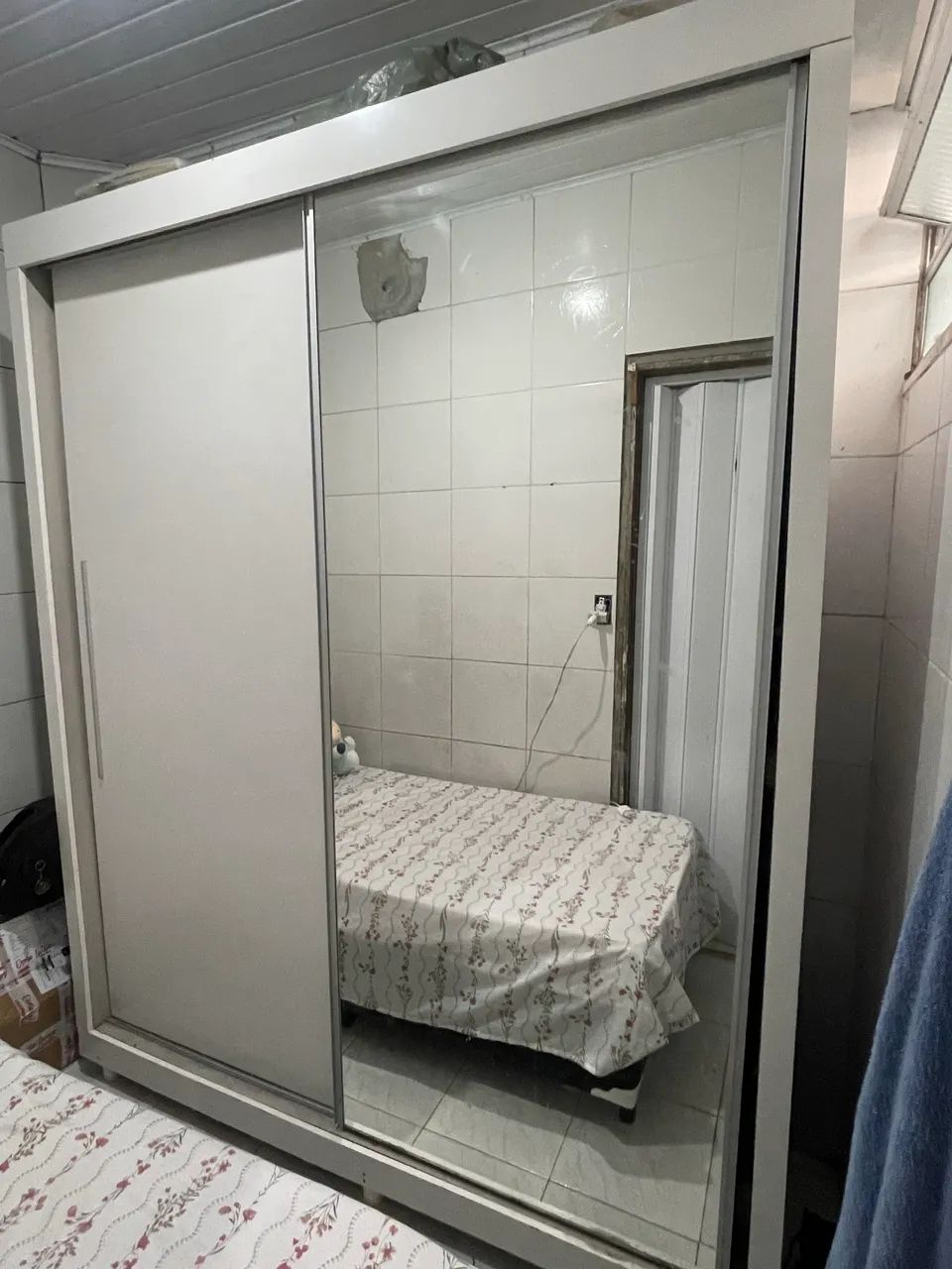 Roupeiro solteirão 