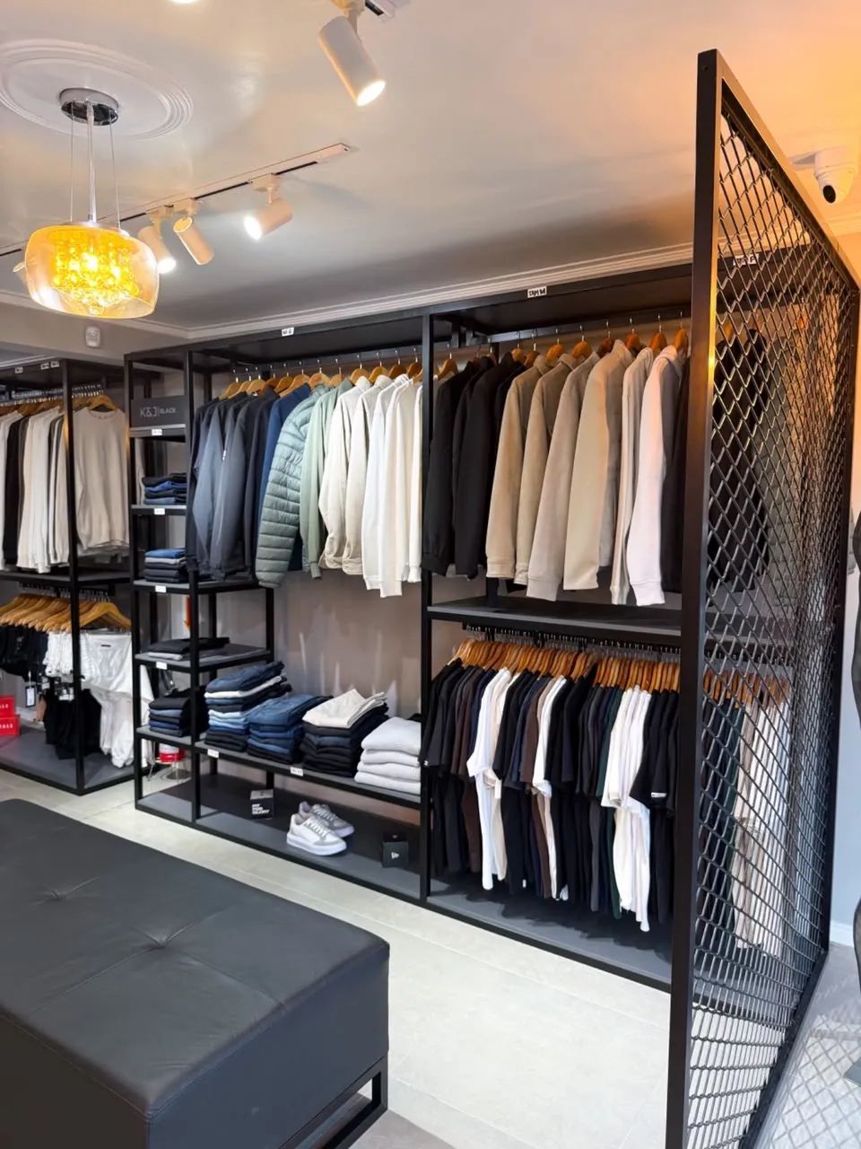     Loja de Roupas à Venda | Tommy, Calvin Klein, Reserva e Mais - Foto 2
