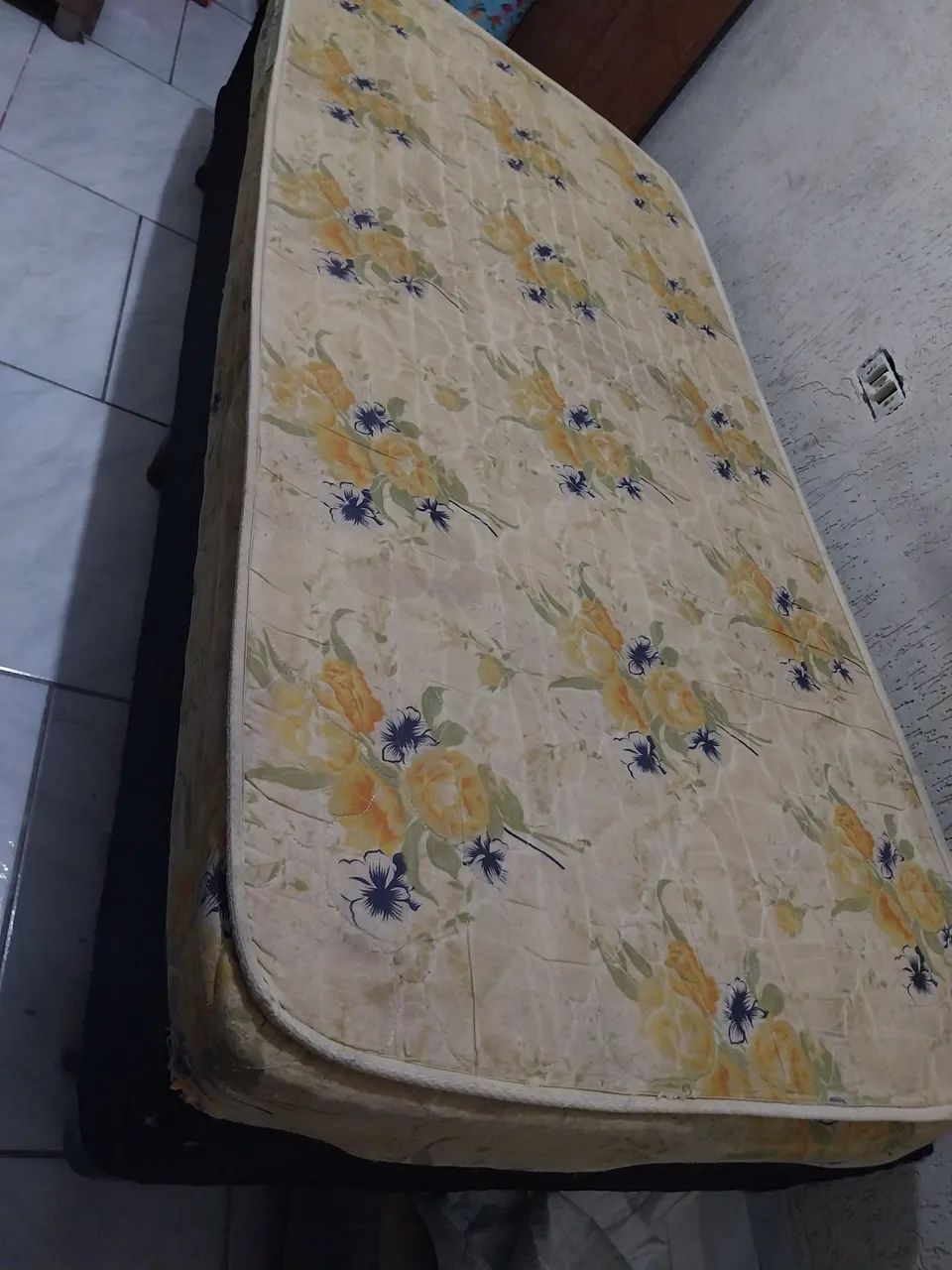 Cama Box solteiro com colchão super barateza  - Foto 2