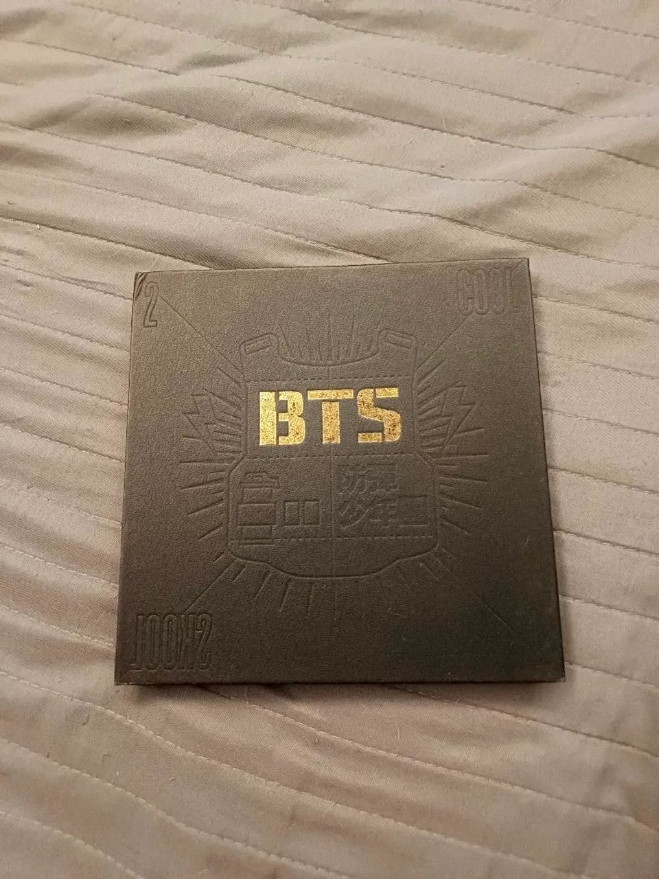 ÁLBUM BTS 2 COOL 4 SKOOL