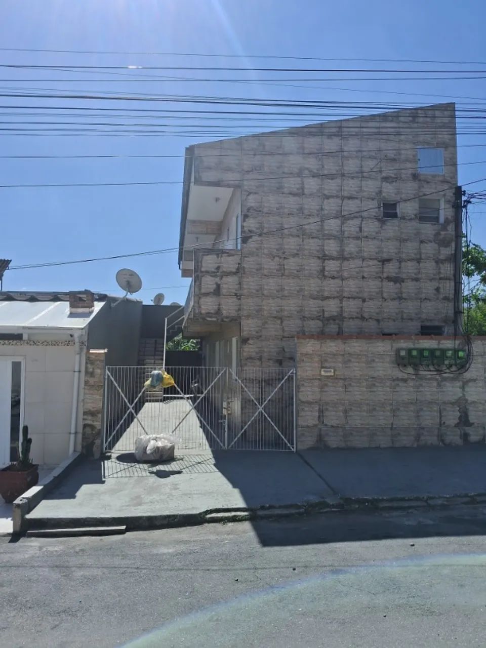 Excelente Studio no Centro de Santíssimo