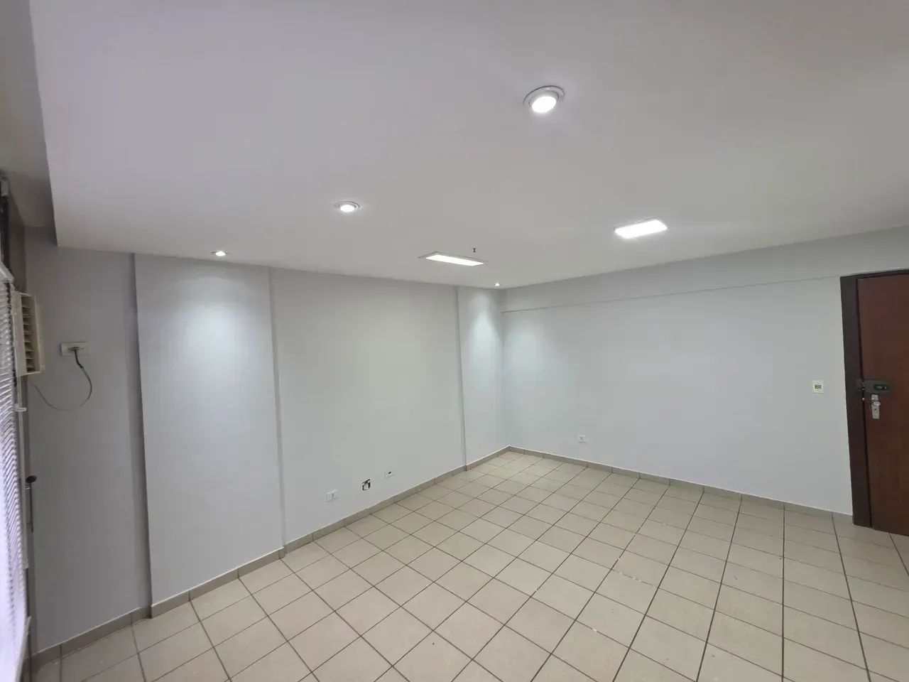 SALA COMERCIAL PARA ALUGUEL | CENTRO EMPRESARIAL SEBBA  GOIÂNIA - Foto 4