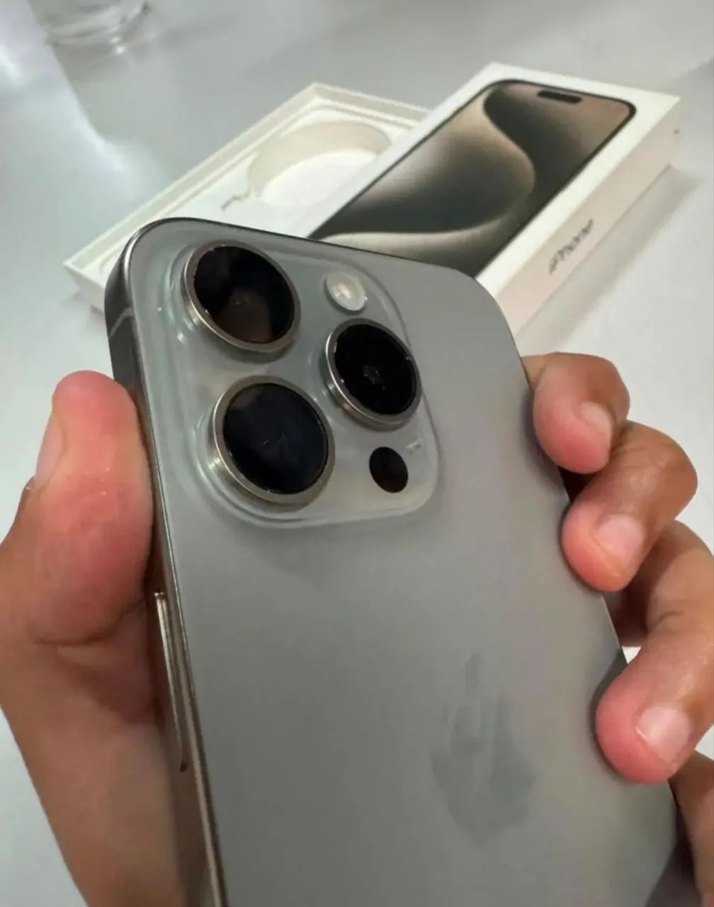 IPHONE 15 PRO - Foto 4
