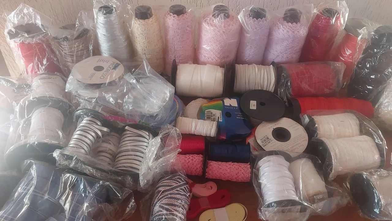 Linhas fitas e botões  - Foto 3