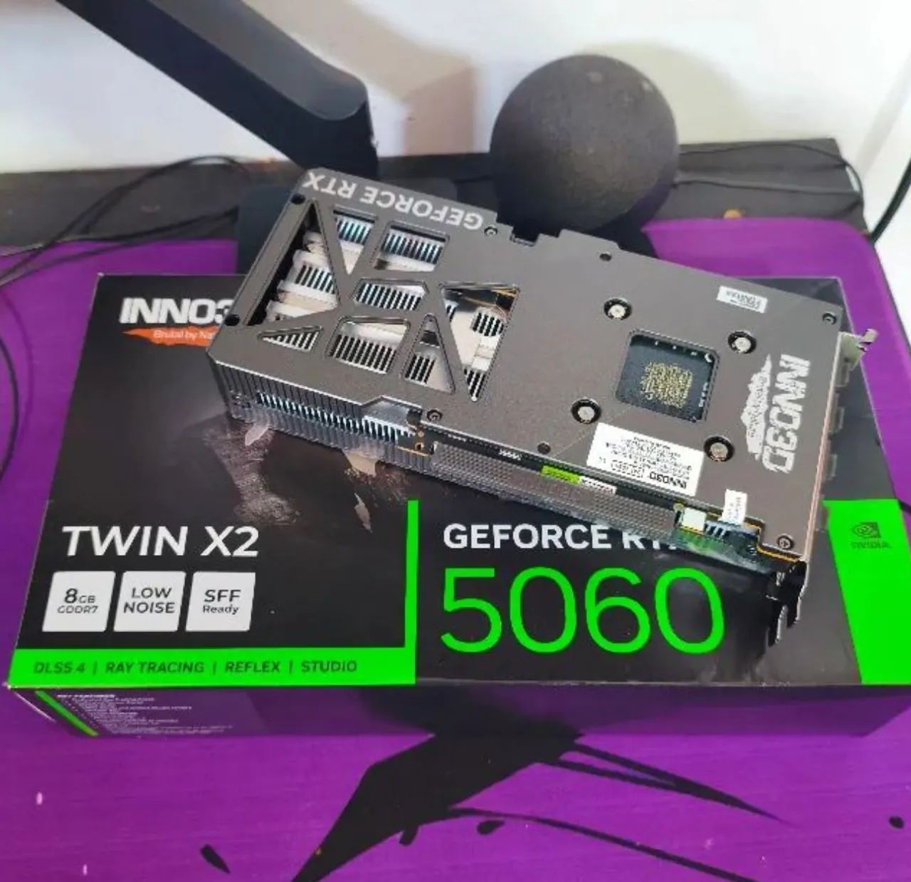 Placa de vídeo RTX 5060 INNO3D - Foto 2