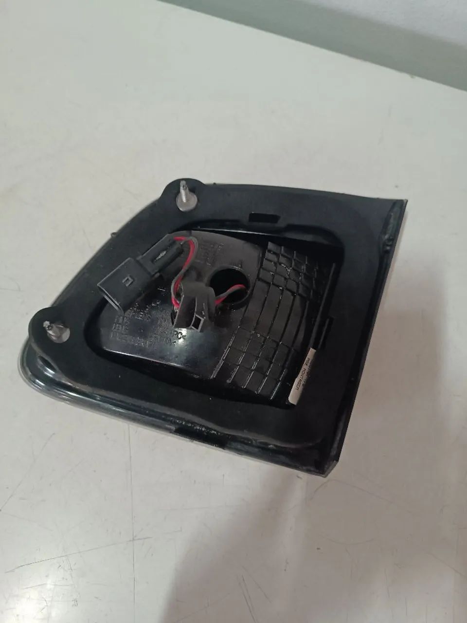 Lanterna led tampa traseira esquerda trailblazer  - Foto 5