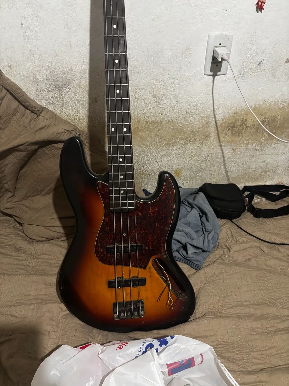 Vende guitarra e baixo  - Foto 4