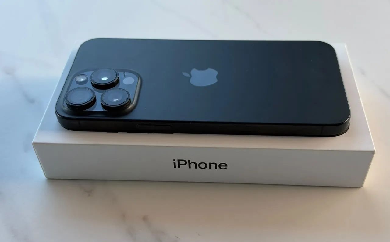 iPhone 15 pro max 256 - Foto 3