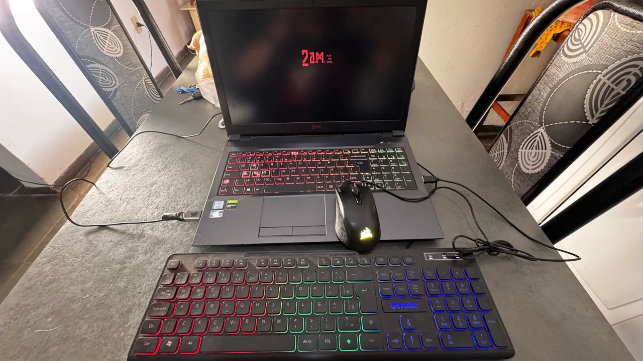 Notebook gamer pra sair rápido  - Foto 2