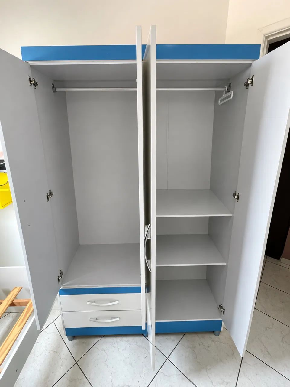 Vendo guarda roupa infantil