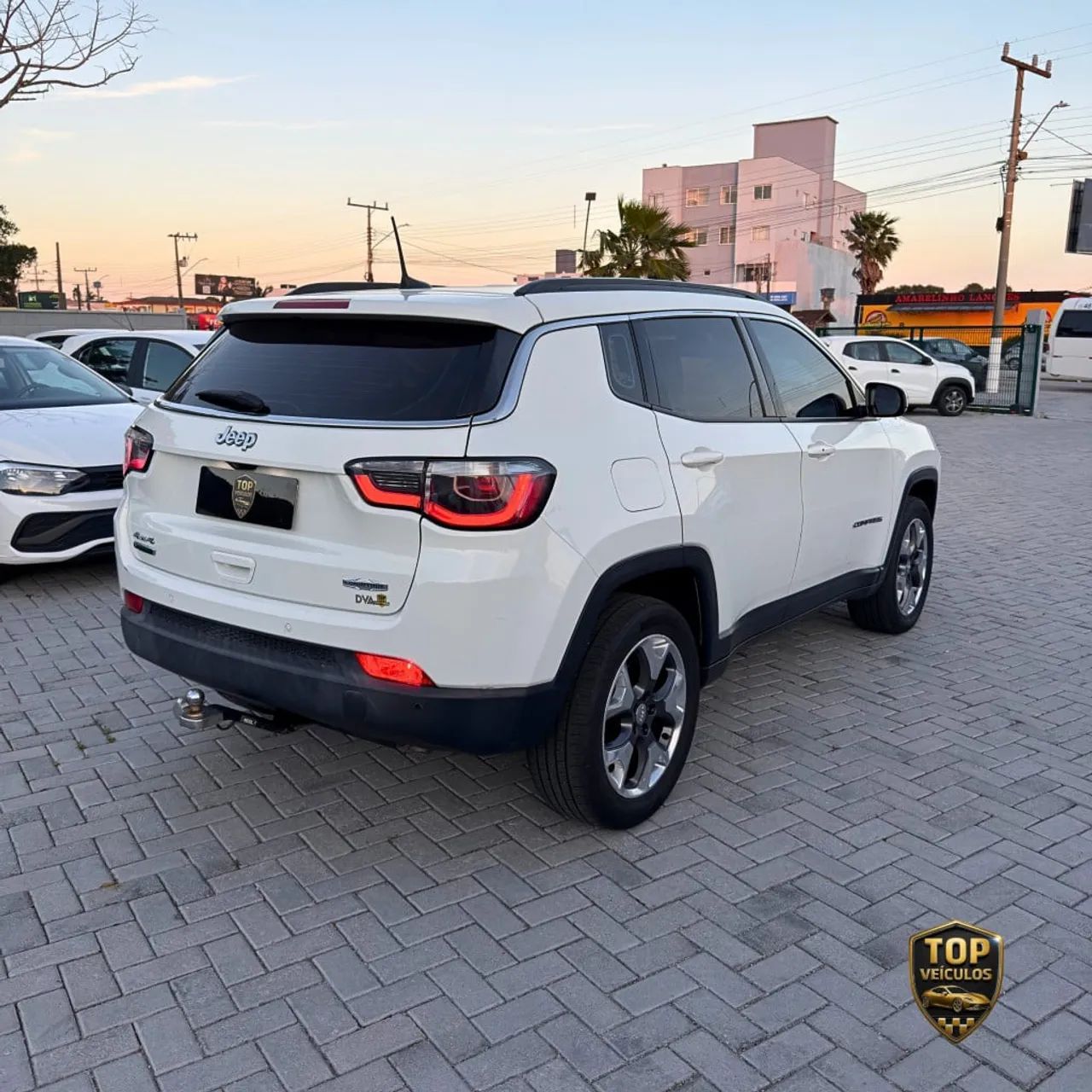 Jeep Compass Longitude 2.0 4X4 Dies. 16V Aut. 2017 - Foto 4
