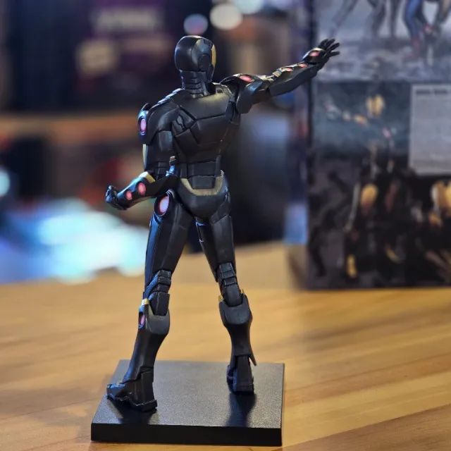 Boneco - Marvel Avengers - Iron Man - Artfx+ - Foto 4