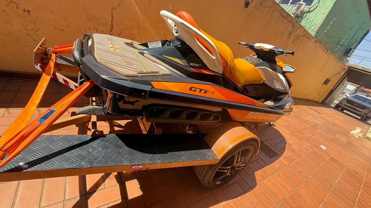 OPORTUNIDADE- JET SKY POUCO USADO  - Foto 4