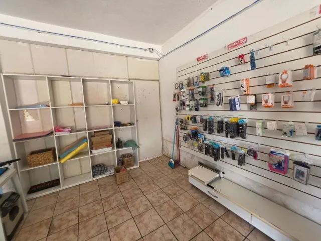Arrendo / Alugo Loja Completa no Sol e Mar - Acessórios/Variedades/Informática etc... - Foto 3