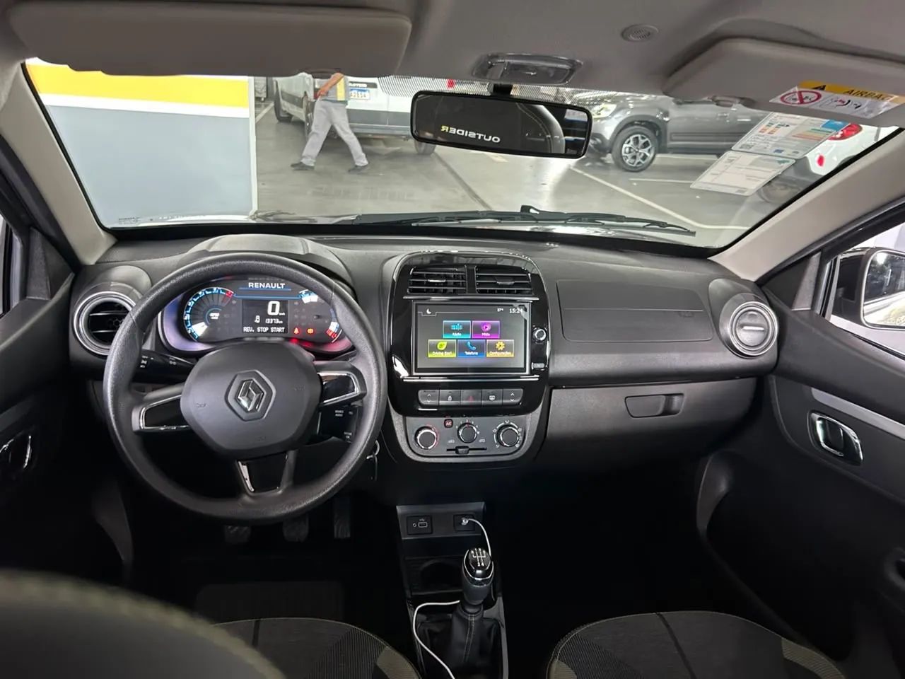 Renault Kwid Outsider 1.0 Flex 12V 5P Mec. 2026 - Foto 4
