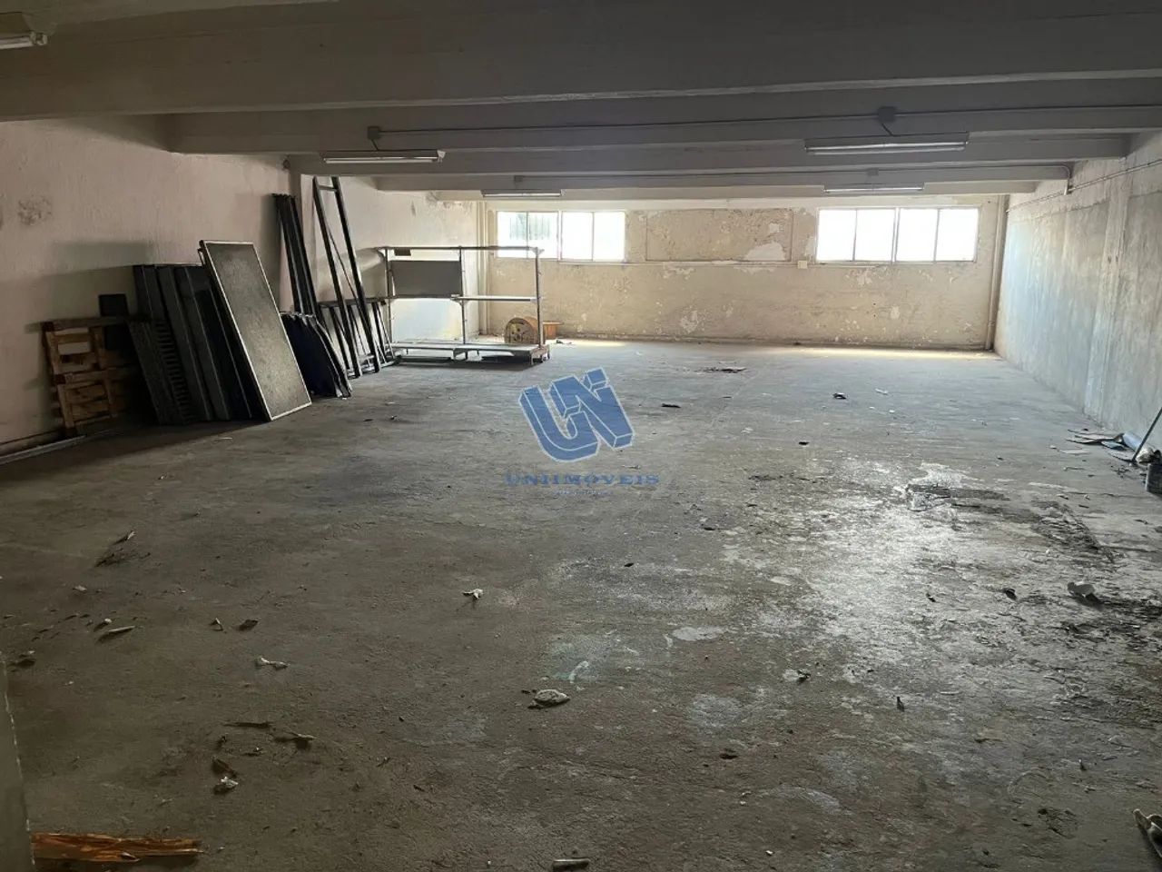 Loja comercial com 850m2 na rua Barão de Cotegipe na Calçada - Foto 2