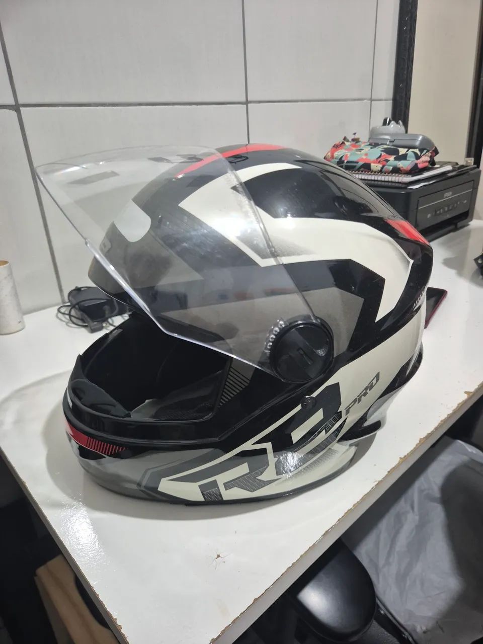 VENDO CAPACETE PRO TORK R8