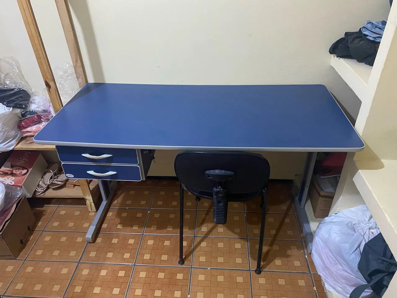 Birô para escritório com gaveta - Foto 2