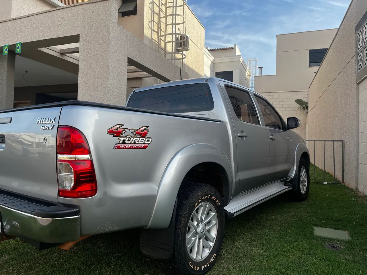 Toyota Hilux CD SRV D4-d 4X4 3.0 TDI Diesel AUT 2015 - Foto 9
