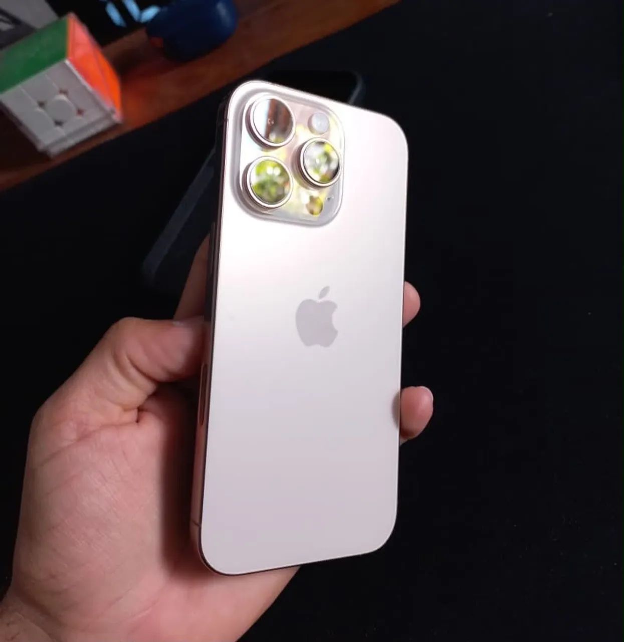 iPhone 16 Pro 128GB - Titânio Deserto