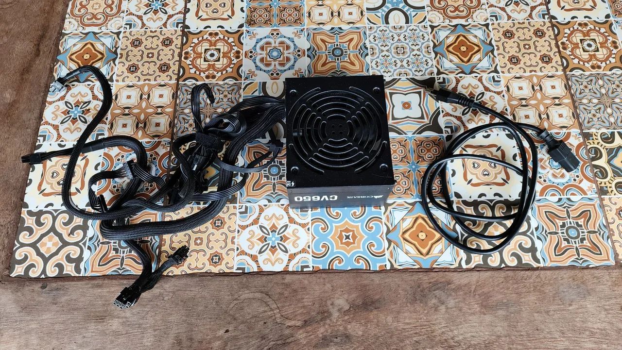 Fonte para Computador Cosair CV650