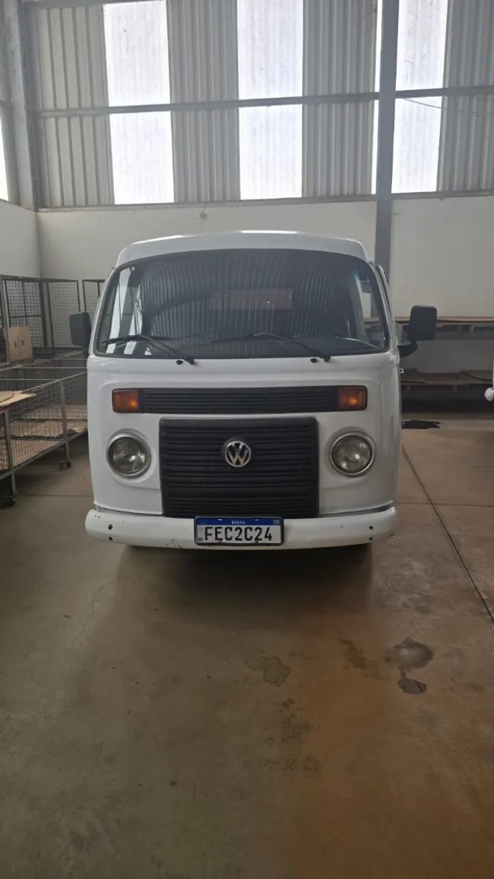 Volkswagen Kombi FURGÃO 2013