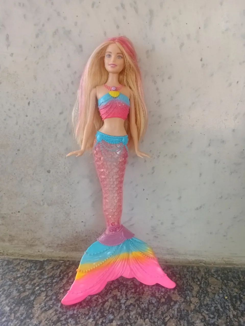 Boneca barbie sereia usada 