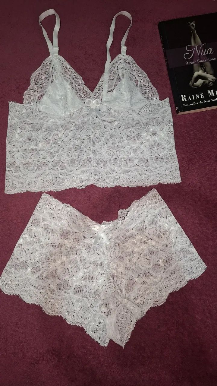 Conjunto Cropped + Calcinha Em Renda