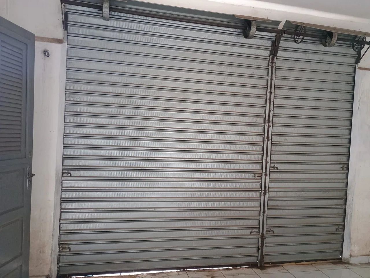 Porta de rolo comercial 