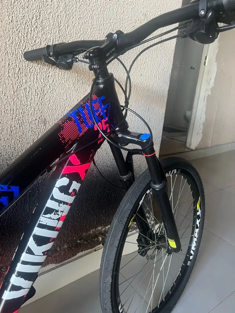 Bicicleta vikingx preta com roxa e rosa  - Foto 2