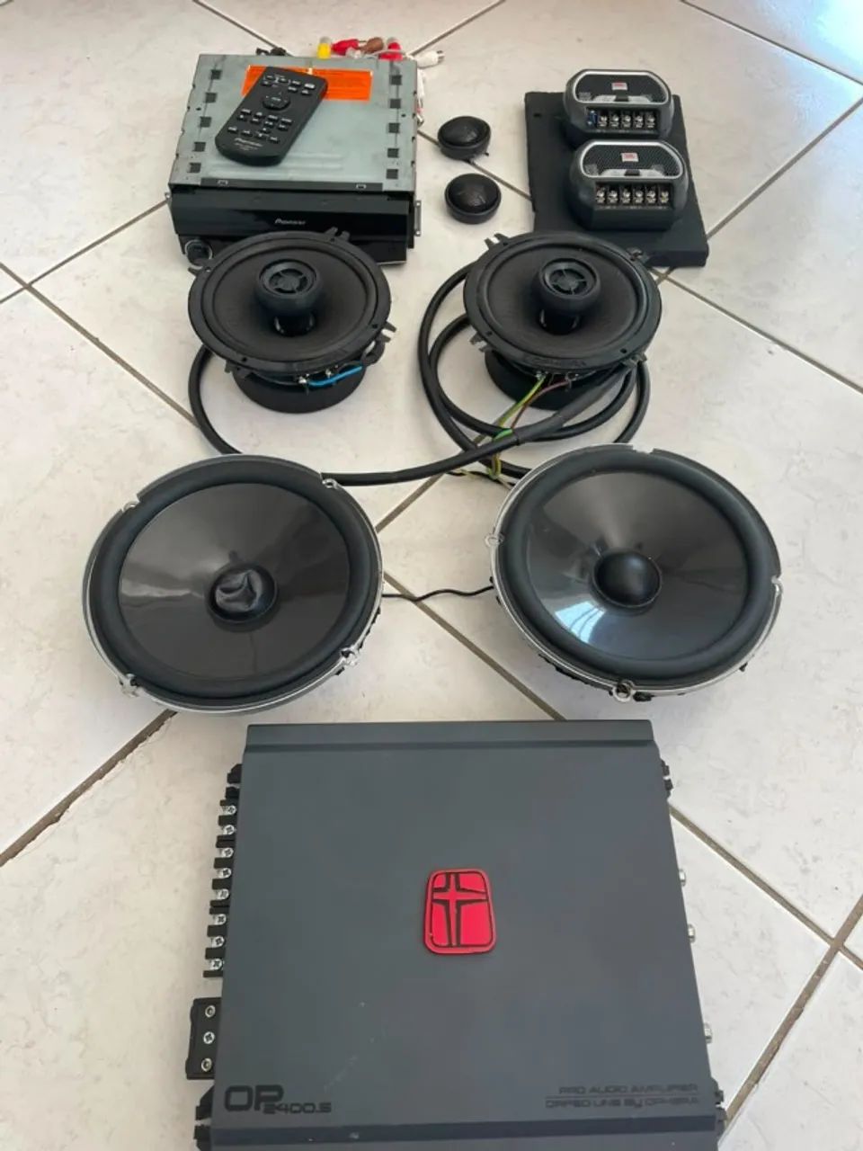 Kit som automotivo JBL + Ophera