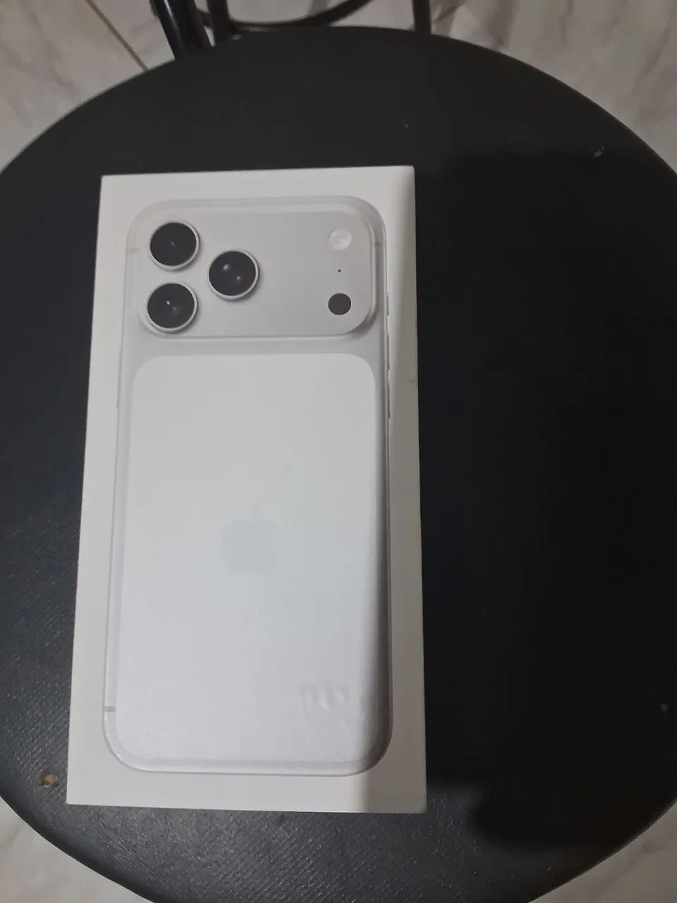 Vendo 17 pro max silver - Foto 2
