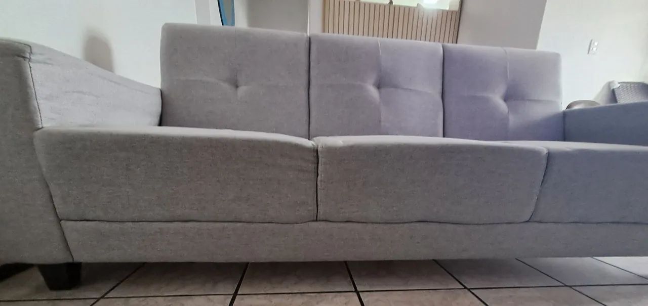 LINDO SOFA FIXO 3 LUGARES DE LINHO SUED NOVO  - Foto 5