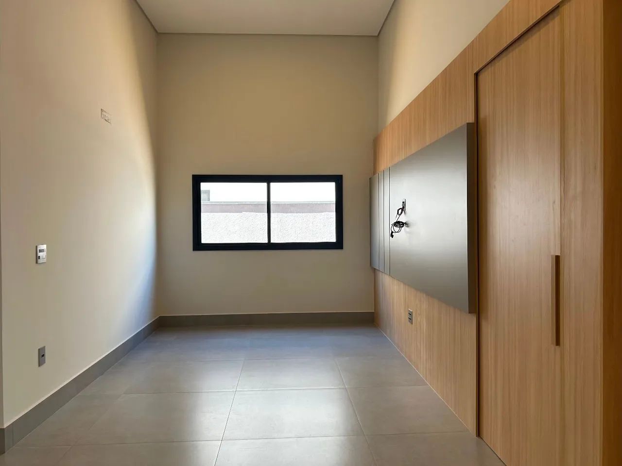 Casa de Alto Padrão à Venda no Alphaville Nova Esplanada 3 | 3 Suítes | Piscina Aquecida | - Foto 4