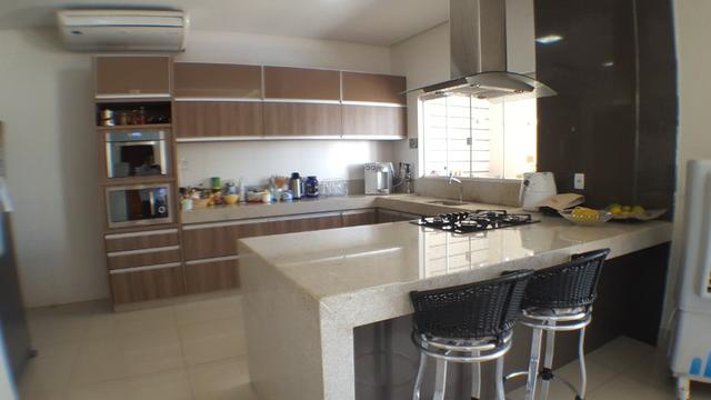 Sobrado 5 Suítes, 425 m², semi mobiliada, c/ lazer na 303 Sul - Foto 12