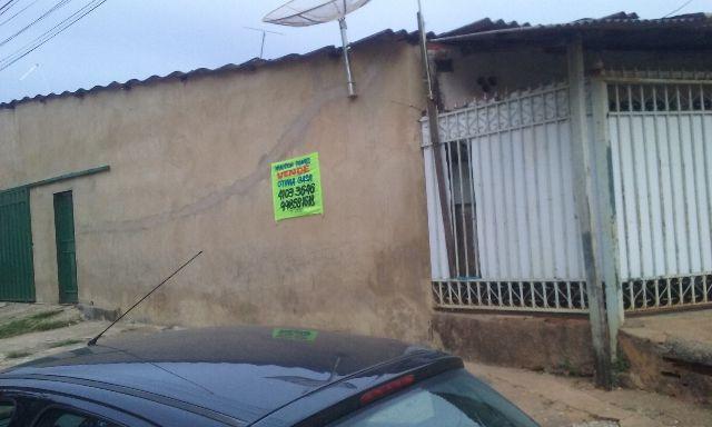 Lote de 180 mts escriturado com 04 residencias, 02 quartos * ZAP - Foto 3