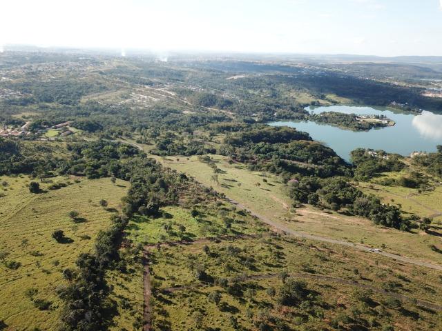 Vende-se, próximo ao Lago Corumbá 3 Lotes - Foto 13