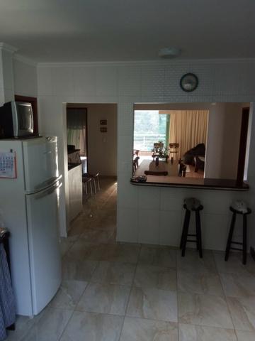 Linda residência com 5 quartos no Vale dos Pinheiros - NF/RJ - Foto 9