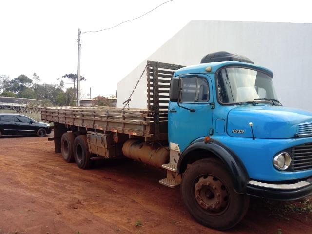 Caminhão mercedes 1313