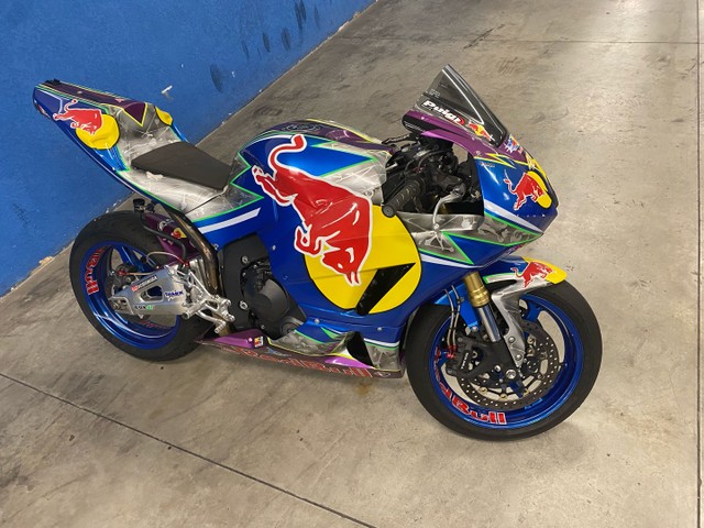 MOTO DE PISTA CBR600RR 2013